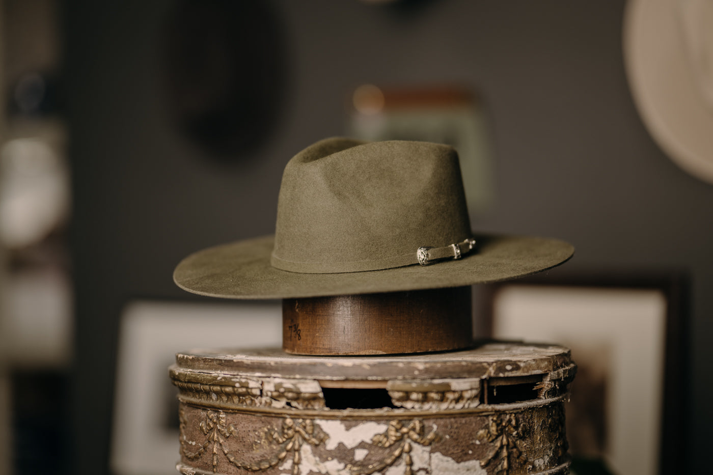 Cara Teardroped Flat brim Hat with buckle